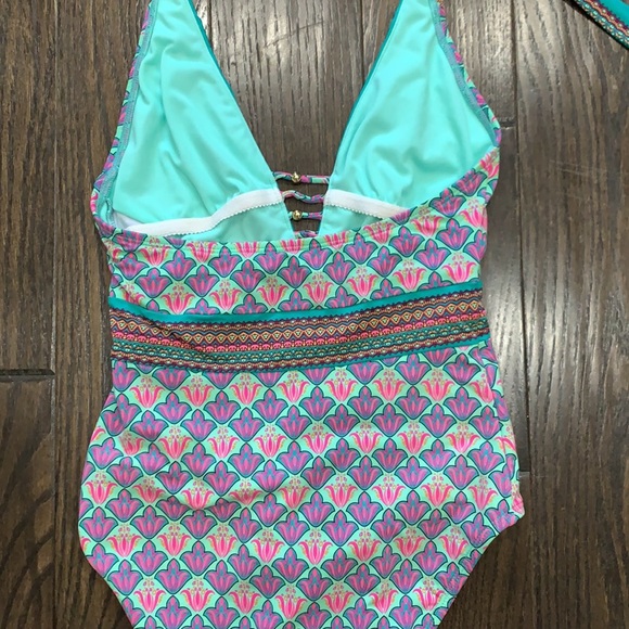 Cremieux Swimsuit - Picture 5 of 7